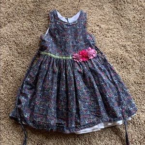 Poofy girls dress!
